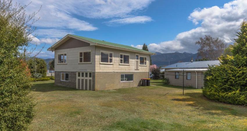 Grand View - Te Anau Holiday Home 外观 照片